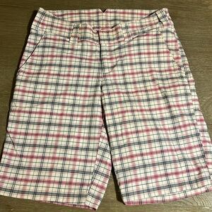 The North Face Womens Shorts Golf Bermuda Pockets Plaid Pink White Sz 8